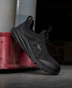 Keen Women's Vista Energy Shift ESD (Carbon-Fiber Toe) | Black/Black -Keens Boots Store 1026372 PDP RightImage