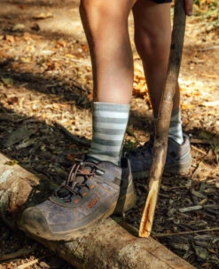 Keen Big Kids' Targhee Sport Vent Shoe | Magnet/Scarlet Ibis -Keens Boots Store BigKidsTargheeSportLifestylePDPRight