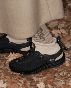 Keen Men's UNEEK High Top X HYKE | Hyke Black -Keens Boots Store Lifestyle3Mens 1027973