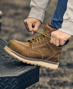 Keen Women's Cincinnati 6" Waterproof Boot (Carbon-Fiber Toe) | Belgian/Sandshell 14 Keen Women's Cincinnati 6" Waterproof Boot (Carbon-Fiber Toe) | Belgian/Sandshell -Keens Boots Store SDD 505 PDP Cincinnati 1023224 Left Image