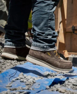 Keen Men's Cincinnati 6" Waterproof Boot (Carbon-Fiber Toe) | Dark Chocolate/Sandshell 14 Keen Men's Cincinnati 6" Waterproof Boot (Carbon-Fiber Toe) | Dark Chocolate/Sandshell -Keens Boots Store SDD 505 PDP Cincinnati 1026885 Left Image