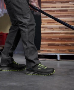 Keen Men's Vista Energy (Carbon-Fiber Toe) | Magnet/Green Glow 15 Keen Men's Vista Energy (Carbon-Fiber Toe) | Magnet/Green Glow -Keens Boots Store SDD 554 VistaEnergy 1026886 Right Image